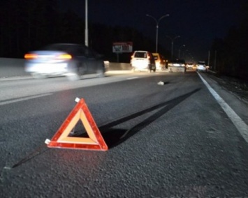 В Волгограде водитель сбил насмерть брошенную на дороге после ДТП девушку