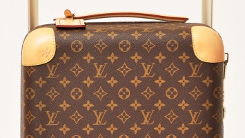 Дизайнер Apple Марк Ньюсон разработал новые чемоданы Louis Vuitton [видео]
