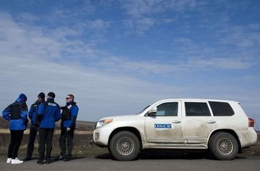 Боевики наращивают силы между Донецком и Мариуполем