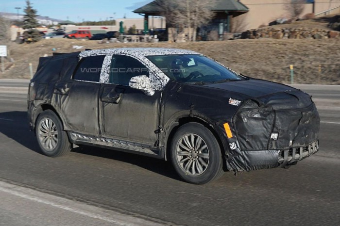 Новый Cadillac SRX выйдет в начале 2016