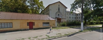 Под сенью высоток: здания бывшего управления тыла Одесского округа передали судебной администрации
