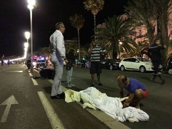 В Ницце из-за теракта погибли 10 детей