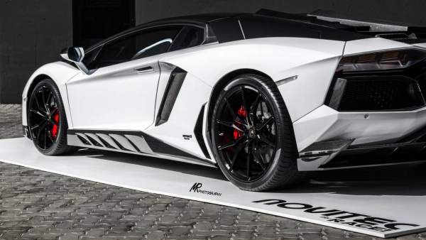 Lamborghini Aventador в тюнинге Novitec Torado