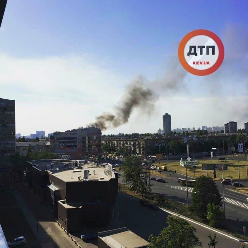 В центре Киева горел пятиэтажный дом