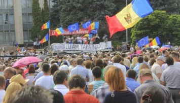 Ветераны войны на Днестре покидают ряды протестующих в центре Кишинева