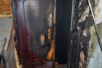 На одесской Молдаванке горел дом. Жильцы возмущены взломанной дверью