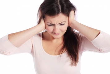 Ученые: 1 из 10 американцев страдает от шума в ушах