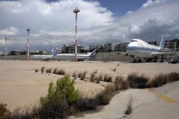 Греция: Заброшенный аэропорт превратится в курорт