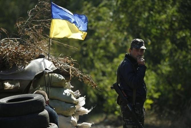 СБУ отменила пропуска в зону АТО