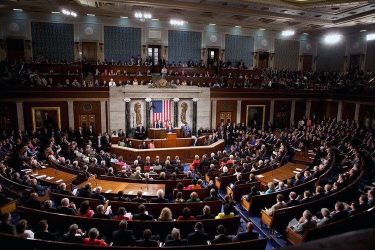 Сенат США поддержал запрет на пытки во время допросов
