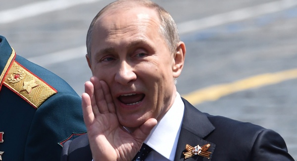 Путин обещает придерживаться минских соглашений