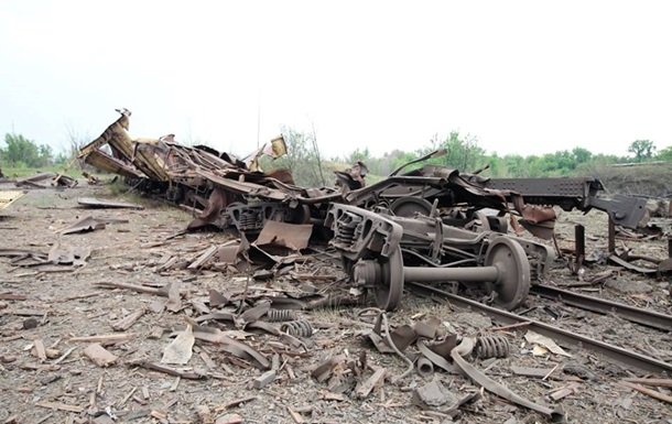В сети появились фото последствий мощного взрыва в Донецке (ФОТО)