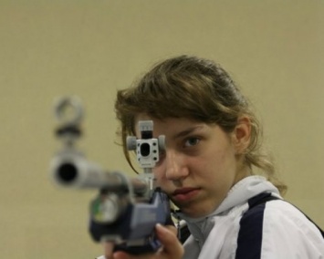 Россиянки Бацарашкина и Коршунова выиграли квалификацию в стрельбе из пистолета