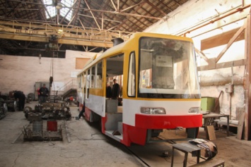 Первые в Украине: в Одессе на базе вагоноремонтных мастерских наладили сборку и модернизацию трамваев