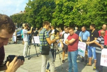 Лесорубы устроили в Полтаве митинг