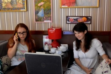 В кафе «Малина» проходит выставка молодых киевских художников (фото)