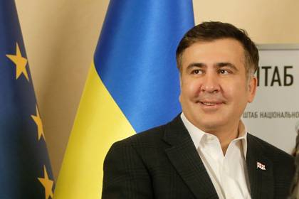 Саакашвили будет ездить на общественном транспорте, пока не отремонтируют все дороги региона (ВИДЕО)