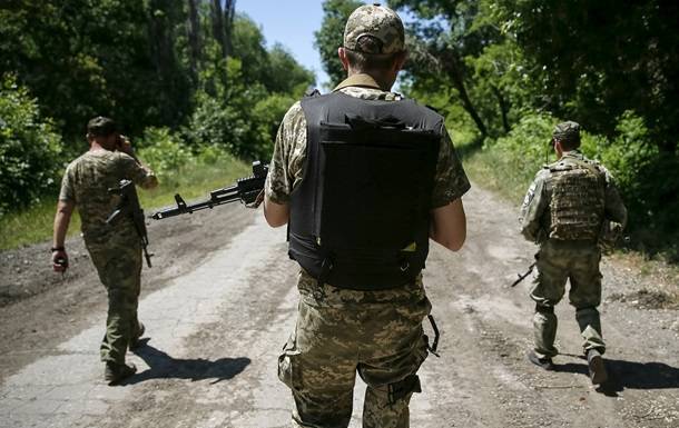 В зоне АТО военных проверят на наличие судимостей