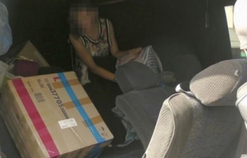 Украинец пытался провезти в Венгрию женщину под видом багажа