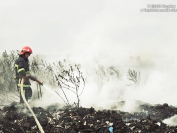 В Тернопольской области горит свалка