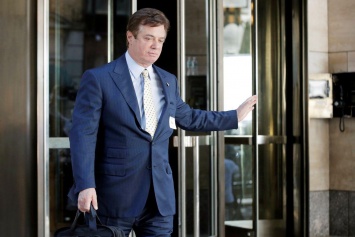 СМИ: Манафорт организовывал антинатовские и сепаратистские митинги в Крыму