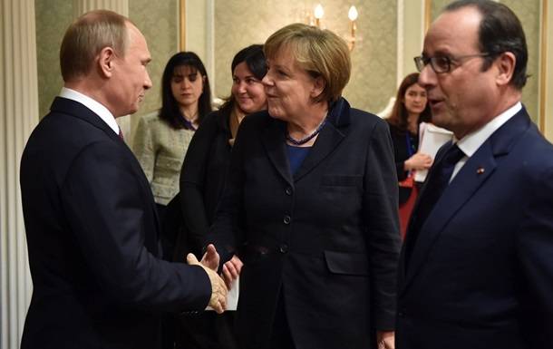 "Недостаточный прогресс" по Украине обсудили Путин, Меркель и Олланд