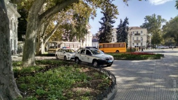 Слушания по переименованию переименованных Саакашвили улиц сорвали активисты "Свободы"