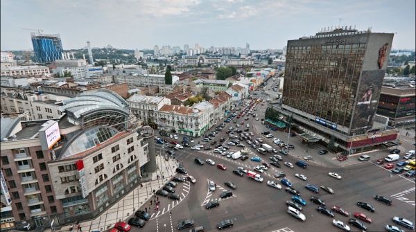 В центре Киева реконструировали трубопровод, переживший 16 аварий