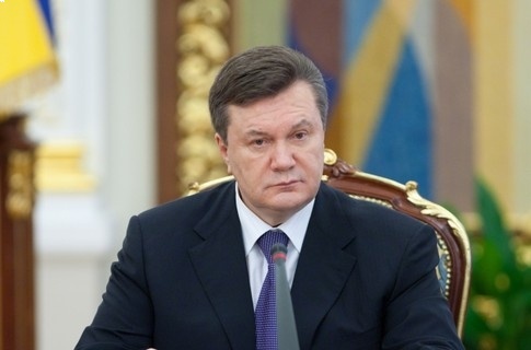 Что плохого в том, что я поддерживал этих страусов, - Виктор Янукович (видео)