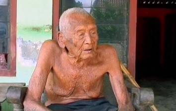 Человек, недавно отпраздновавший 145-летие, проживает в Индонезии