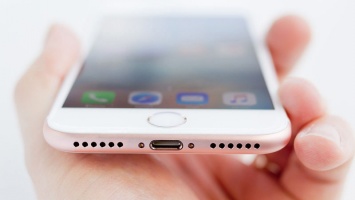 Беспроводной адаптер Griffin решит проблему отсутствия разъема для наушников в iPhone 7