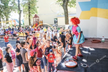 Ко Дню знаний «Одесса-медиа» устроила праздник для деток-инвалидов (фоторепортаж)