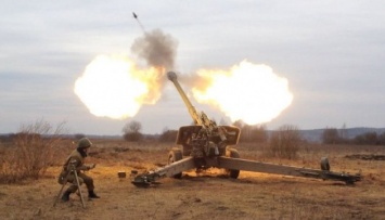 Боевики перебросили 122 мм гаубицы под Углегорск