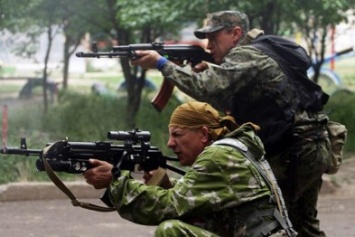 Боевики на Донбассе перешли к тактике внезапных обстрелов со средних и ближних дистанций