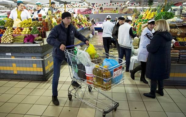 В российских магазинах все меньше украинских товаров