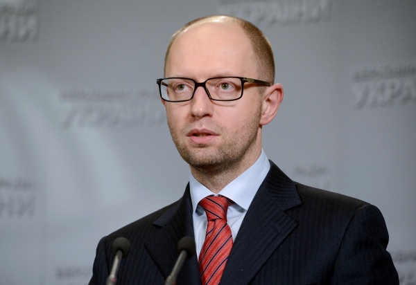 Арсений Яценюк заявил о неспособности Украины обслуживать внешний долг