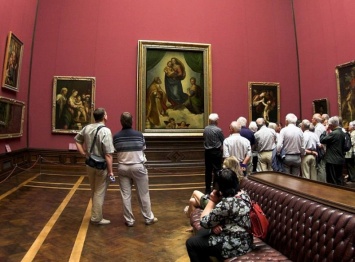Картины Рафаэля застраховали на 100 млн евро для выставки в музее им Пушкина