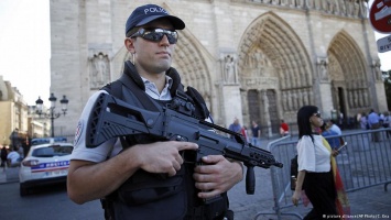 Прокуратура: Задержанные во Франции исламистки подчинялись ИГ