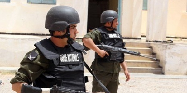 Количество жертв на курорте в Тунисе выросло до 27 человек