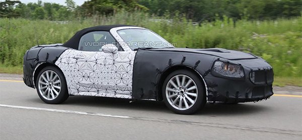 Родстер Fiat 124 Spider впервые замечен на дорожных тестах