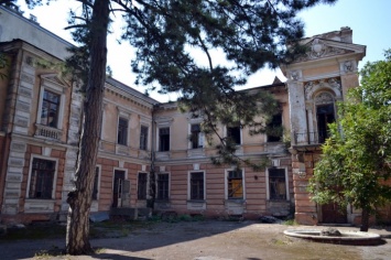 Старинный особняк в центре Одессы собираются снести и построить шестиэтажный дом