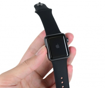 Разборка Apple Watch Series 2 от iFixit подтвердила более емкий аккумулятор и улучшенную водозащиту [фото]