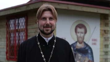 Обвиняемого в педофилии священника Грозовского этапируют в Петербург