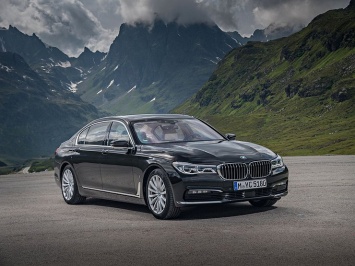 Названы цены на гибридный седан BMW 740Le xDrive iPerformance