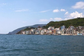 В Крыму запретили сделки с недвижимостью в 100-метровой прибрежной зоне