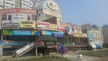 Киевсовет разработал новые правила размещения рекламных вывесок