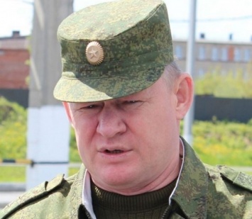 СМИ: Генерал-лейтинанта Сердюкова назначат на пост командующего ВДВ