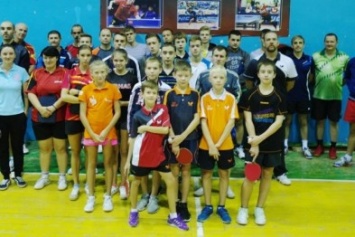 В Ялте провели турнир по настольному теннису «Бархатный сезон»