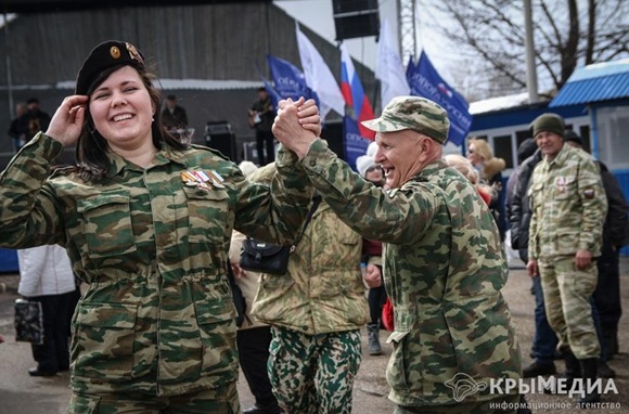 Бдительные крымские ополченцы в очередной раз «спасли» прокуратуру от заминирования