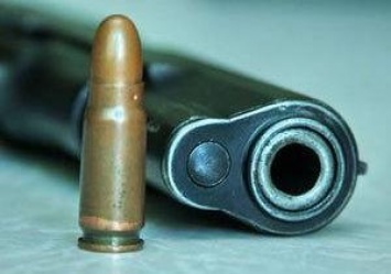 Полицейские призывают жителей добровольно сдать оружие, находящееся у них незаконно